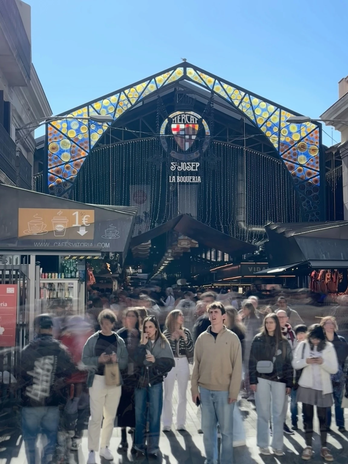 Entrada del mercado de La Boqueria en Barcelona